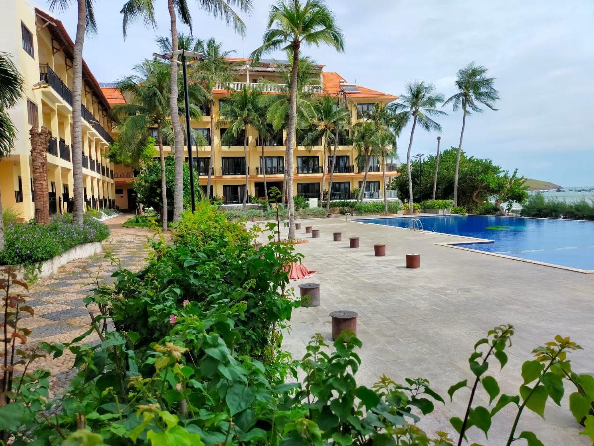 Hon Rom Central Beach Resort Mũi Né Extérieur photo