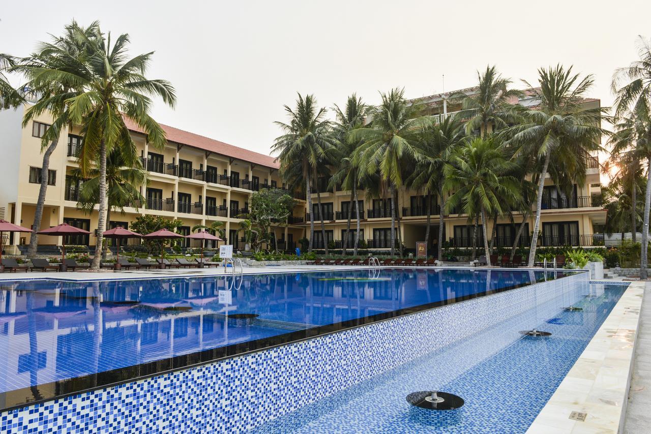 Hon Rom Central Beach Resort Mũi Né Extérieur photo
