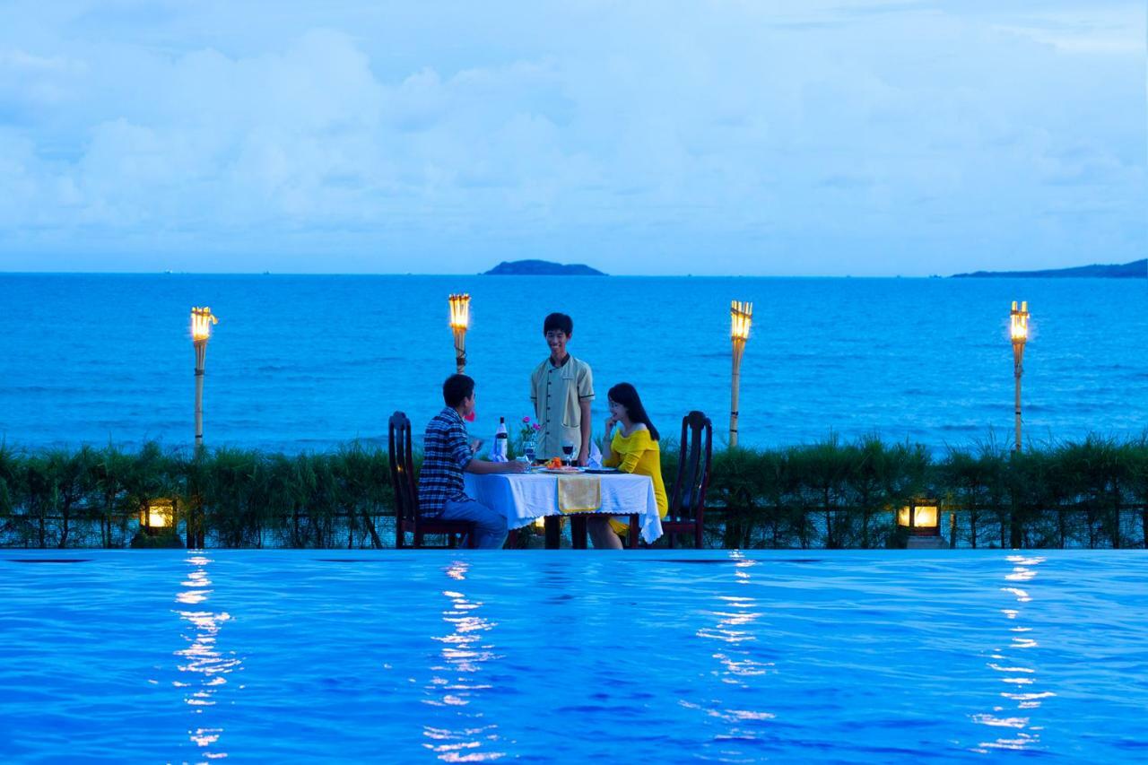 Hon Rom Central Beach Resort Mũi Né Extérieur photo
