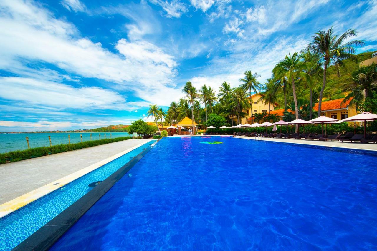 Hon Rom Central Beach Resort Mũi Né Extérieur photo